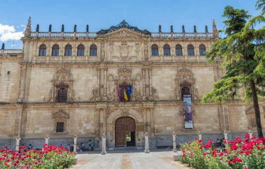 Excursión sacerdotes estudiantes a Alcalá de Henares (20 junio)